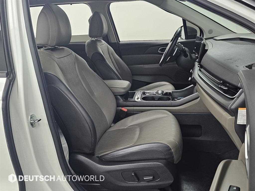 KIA Carnival - Vista 10