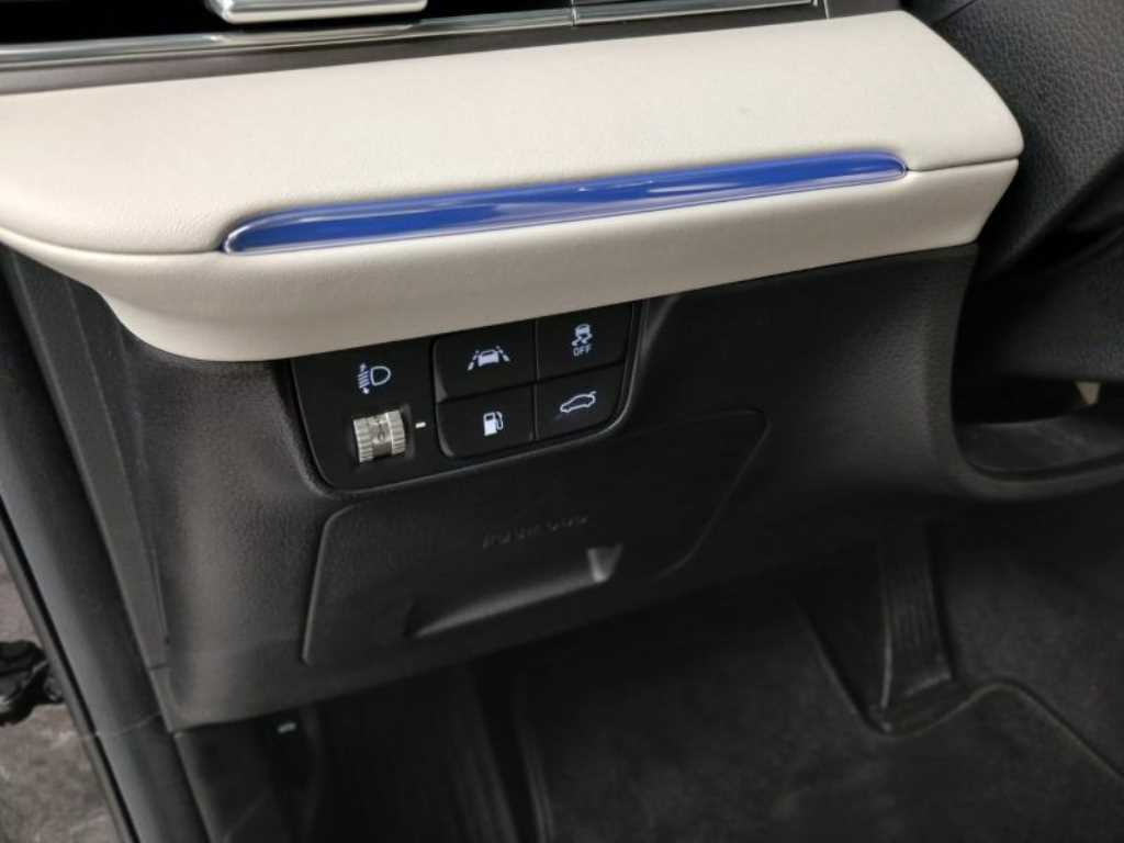 HYUNDAI Grandeur - Vista 12