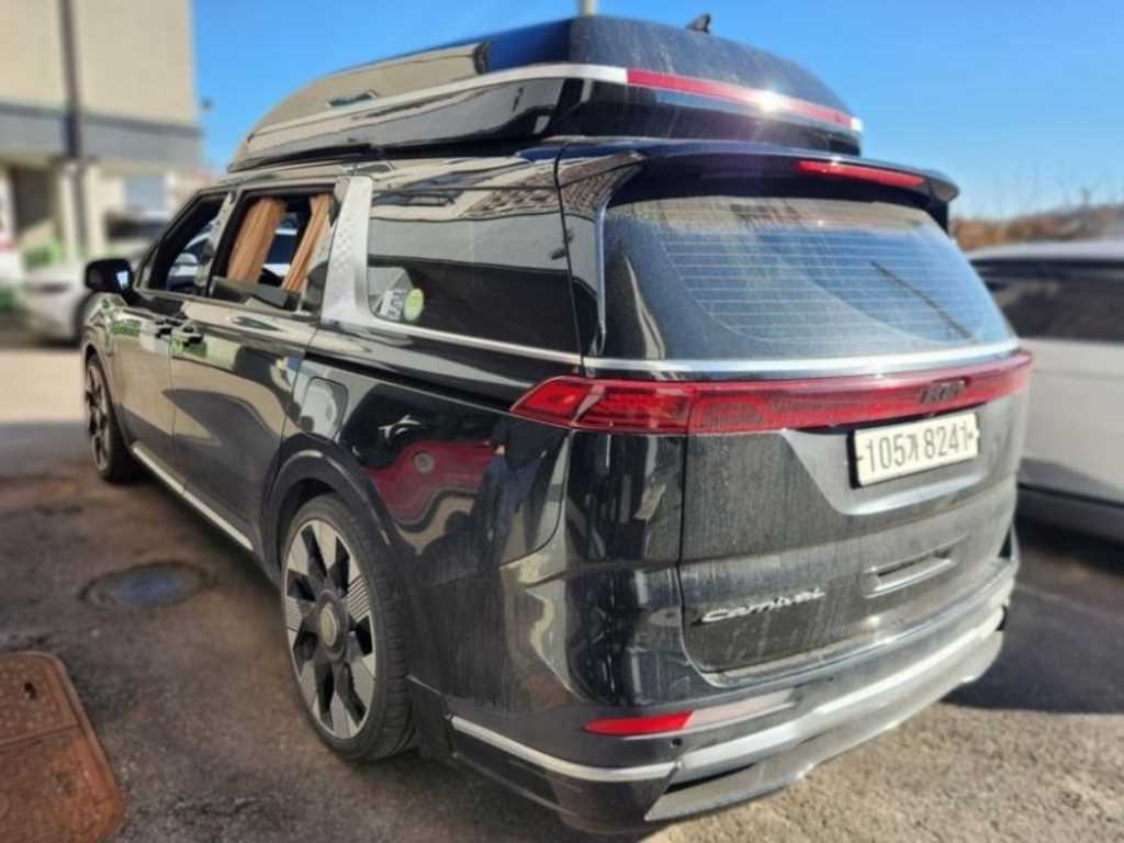 KIA Carnival - Vista 5