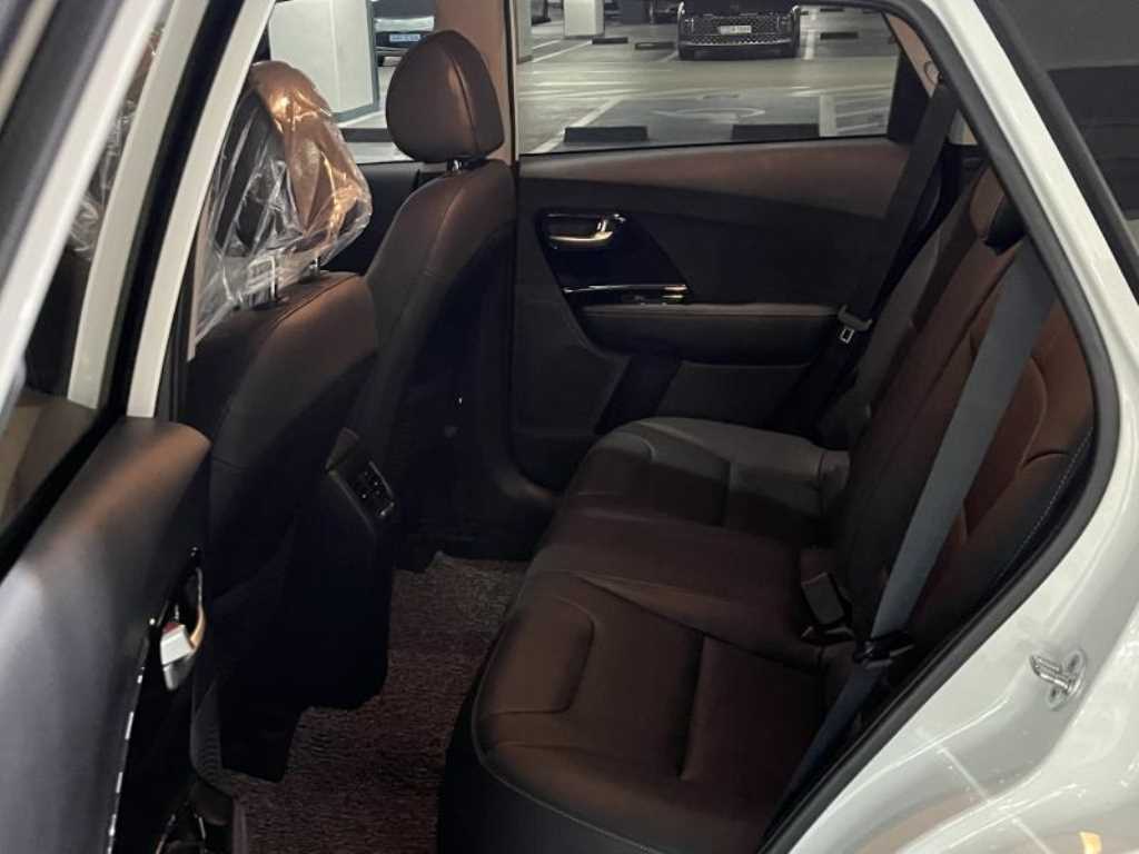 KIA Niro - Vista 7