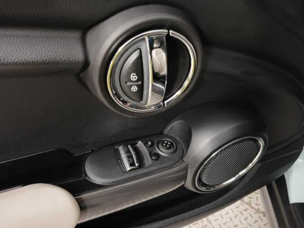 Mini Cooper - Vista 9