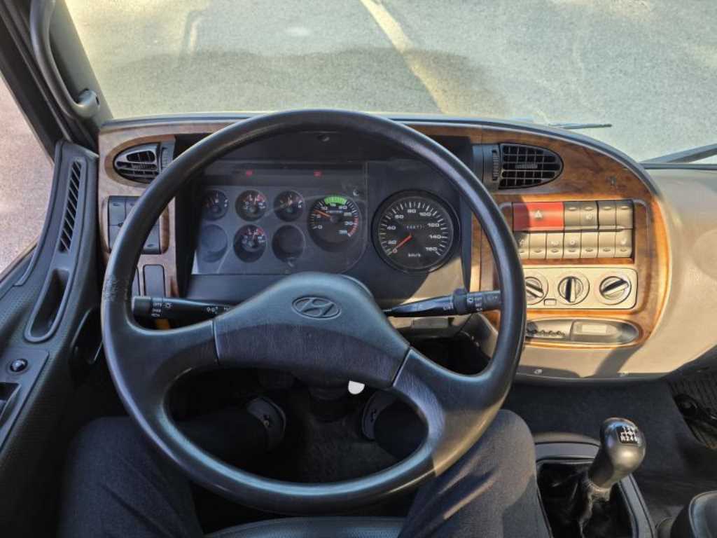 medium and large cargo Cargo 2006 Blanco - Importación desde Corea - HF Imports Iquique - Foto 17