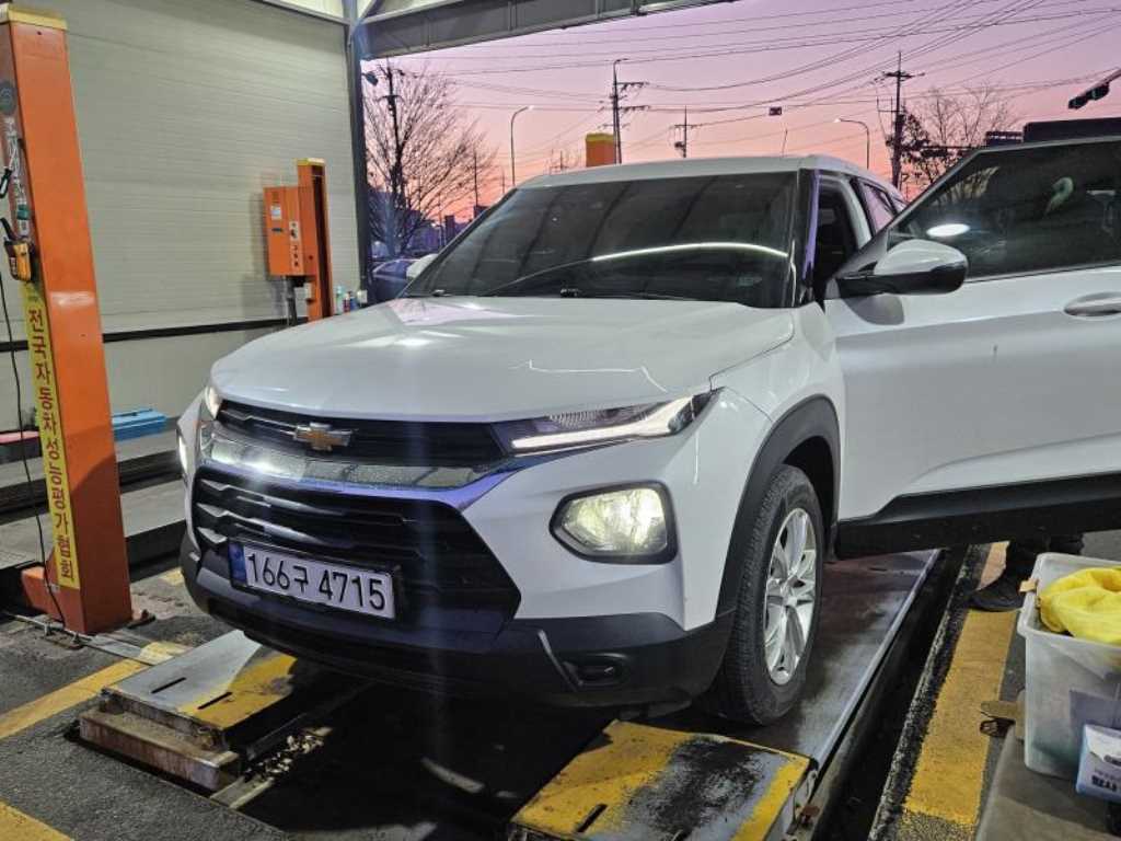 Chevrolet Trail Blazer 2022 Blanco - Importación desde Corea - HF Imports Iquique - Foto 1