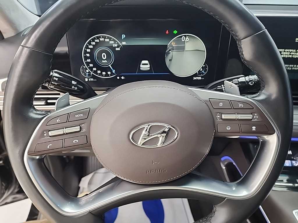 HYUNDAI Grandeur - Vista 9