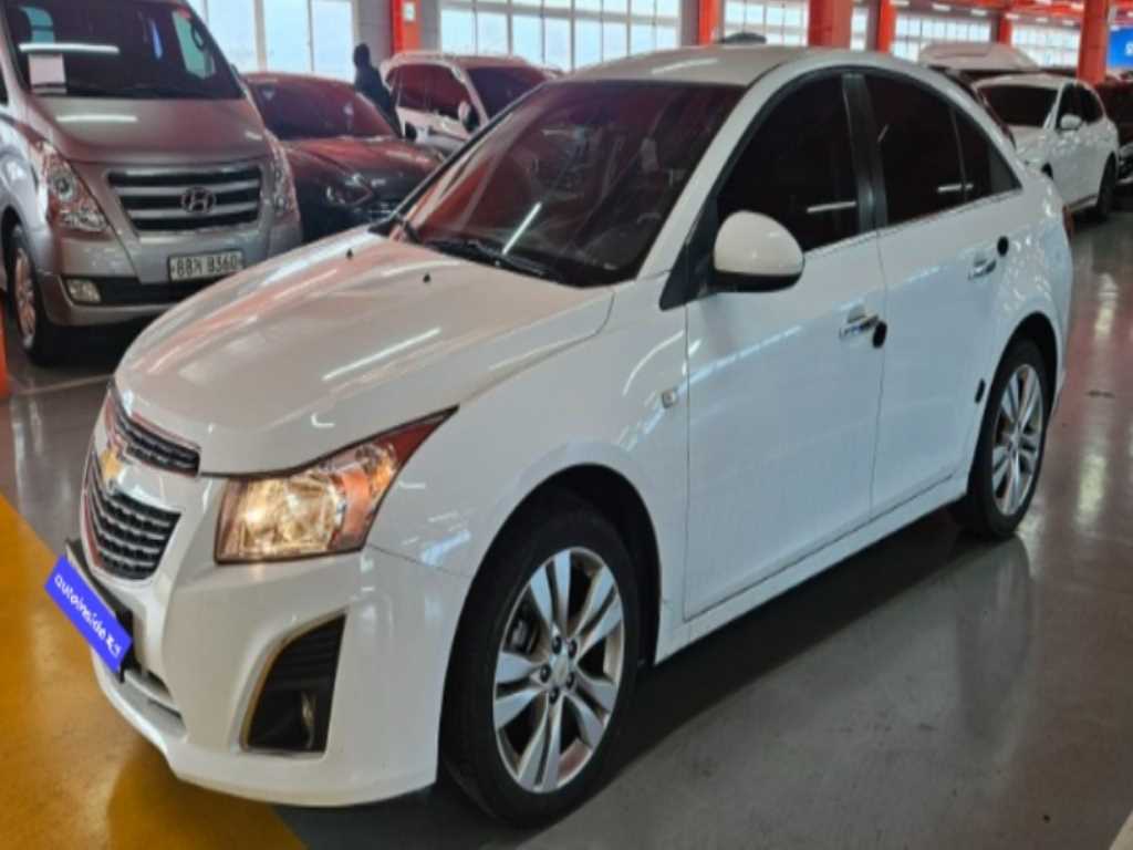 Chevrolet Cruise 2013 Blanco - Importación desde Corea - HF Imports Iquique - Foto 1