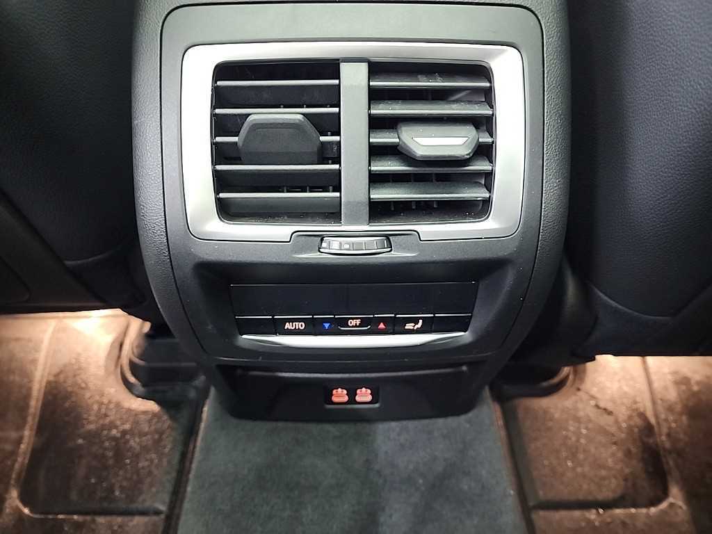 BMW iX3 2023 Negro - Importación desde Corea - HF Imports Iquique - Foto 14