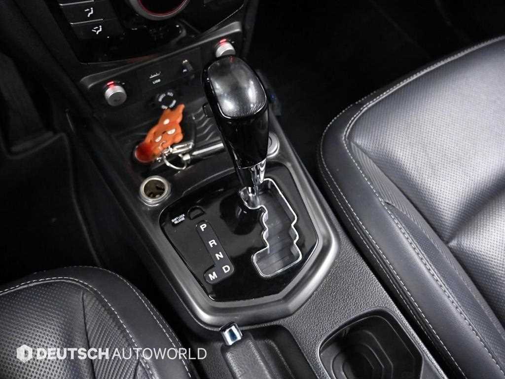 Ssangyong Tivoli - Vista 9