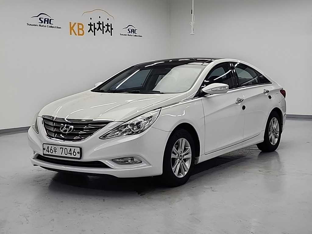 HYUNDAI Sonata 2010 Blanco - Importación desde Corea - HF Imports Iquique - Foto 1