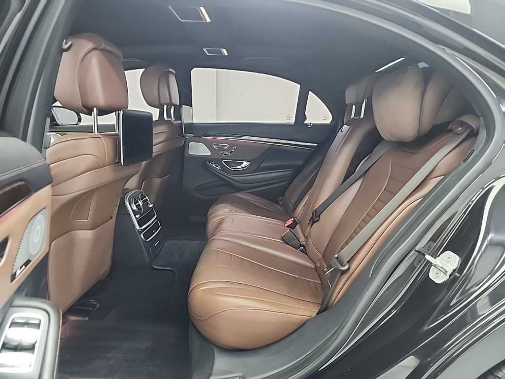 Mercedes Benz S Class - Vista 12