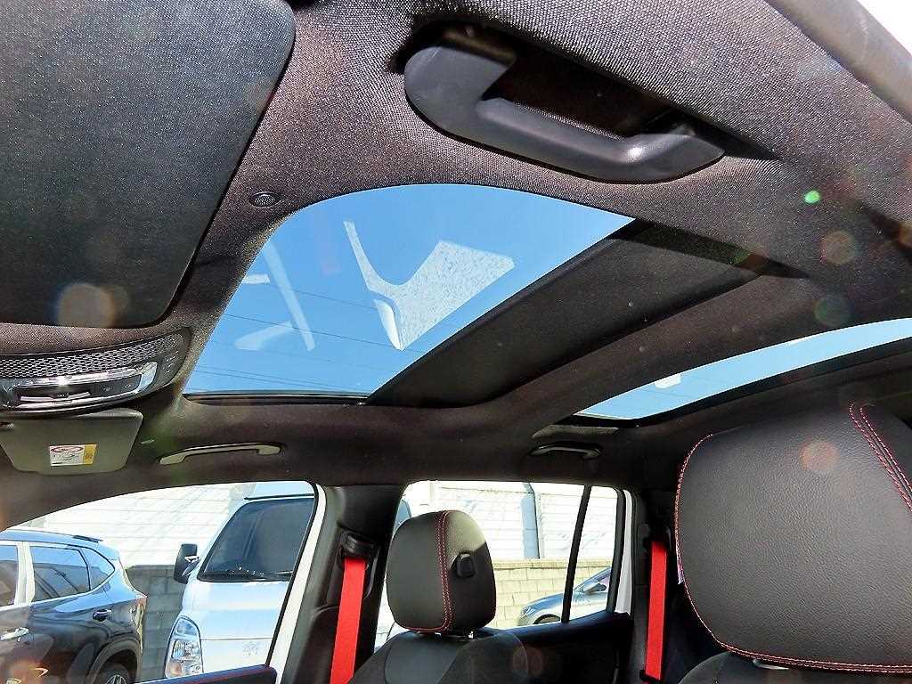 Mercedes Benz GLB Class 2025 Blanco - Importación desde Corea - HF Imports Iquique - Foto 16