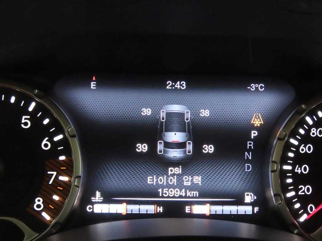 Jeep Renegade - Vista 8