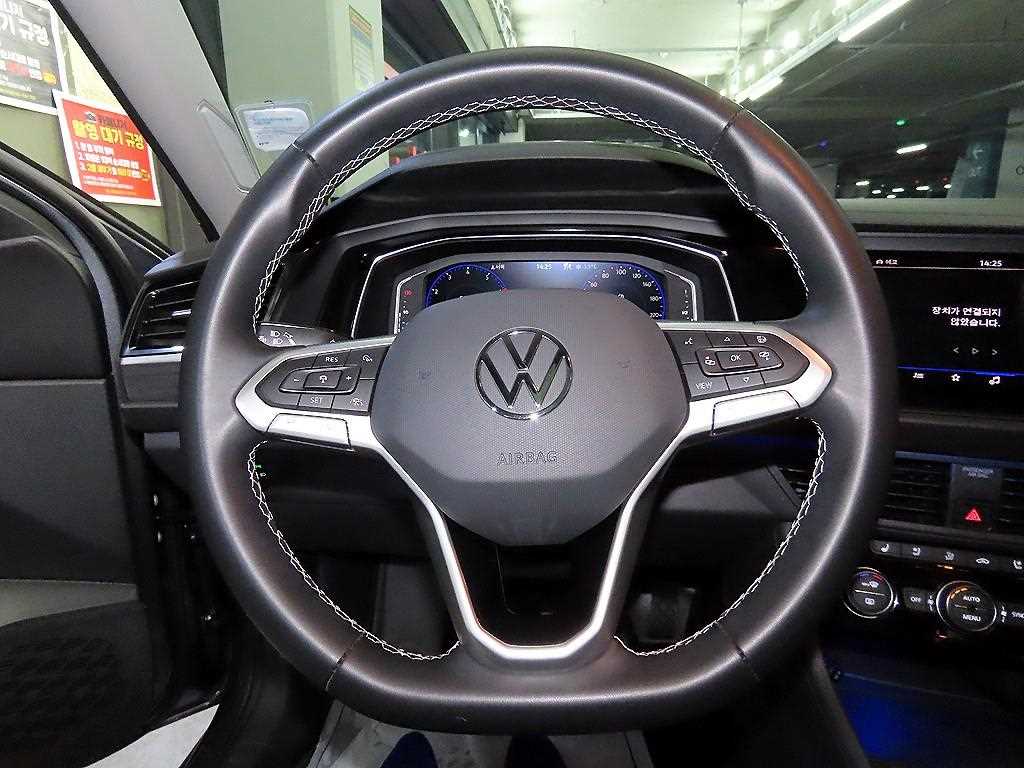 Volkswagen Jetta - Vista 8