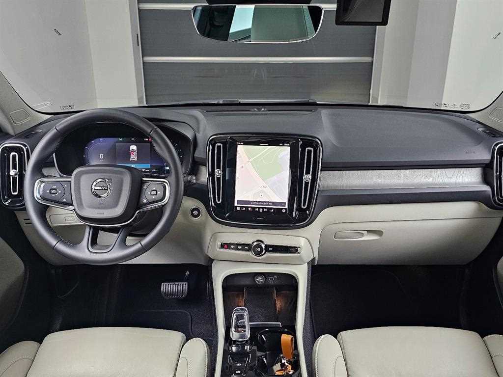 Volvo XC40 - Vista 7