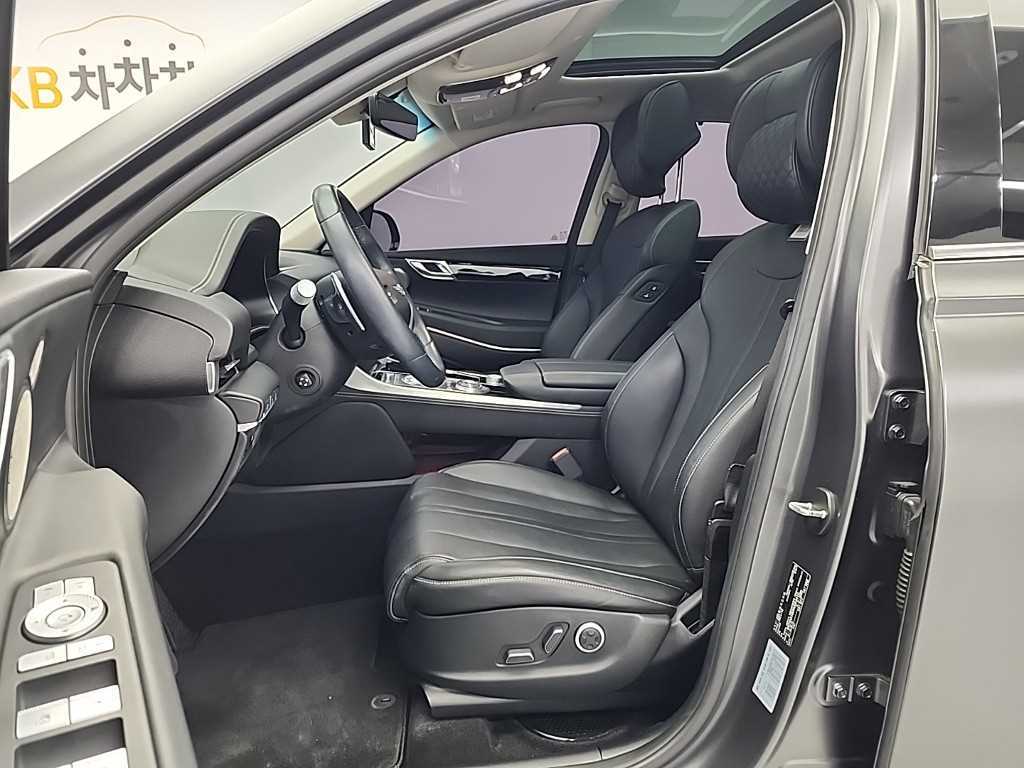 Genesis GV80 - Vista 11