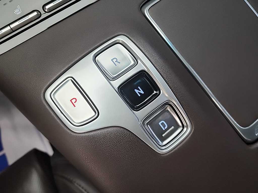 HYUNDAI Grandeur - Vista 8