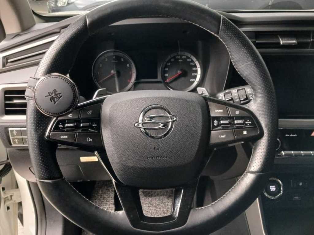 Ssangyong Korando - Vista 11