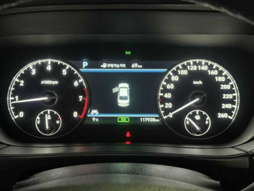 Genesis EQ900 - Vista 12