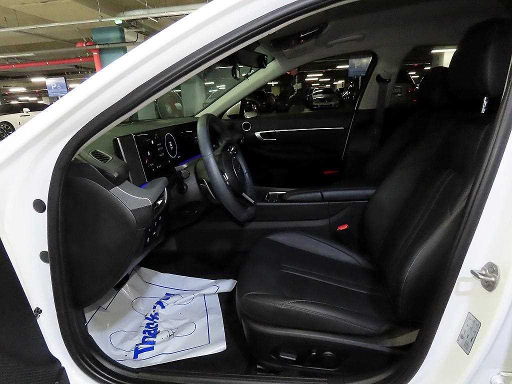 HYUNDAI Sonata - Vista 6