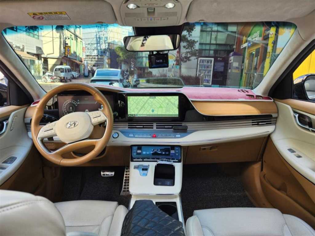 HYUNDAI Grandeur - Vista 6