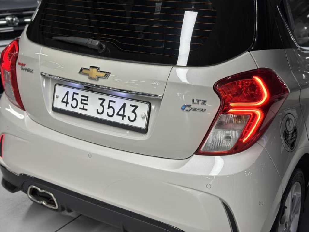 Chevrolet Spark - Vista 6