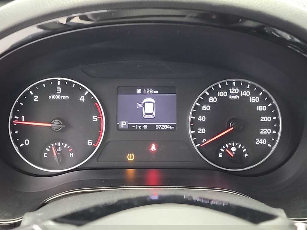 KIA Seltos - Vista 6