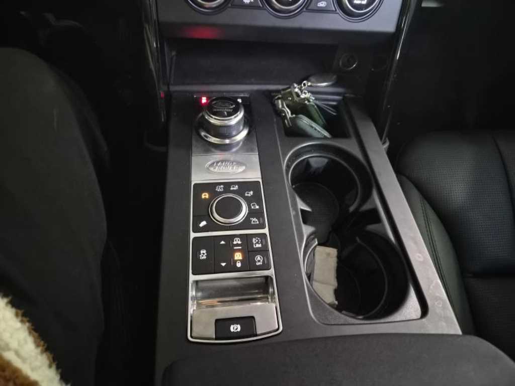 Land Rover Discovery - Vista 11