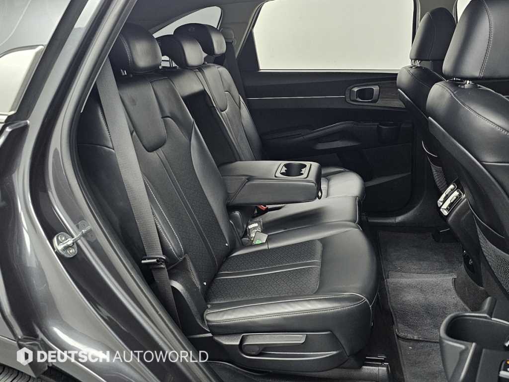 KIA Sorento - Vista 12