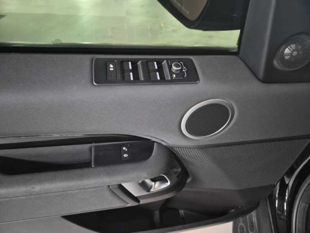 Land Rover Discovery 2018 - Importación desde Corea - HF Imports Iquique - Foto 13