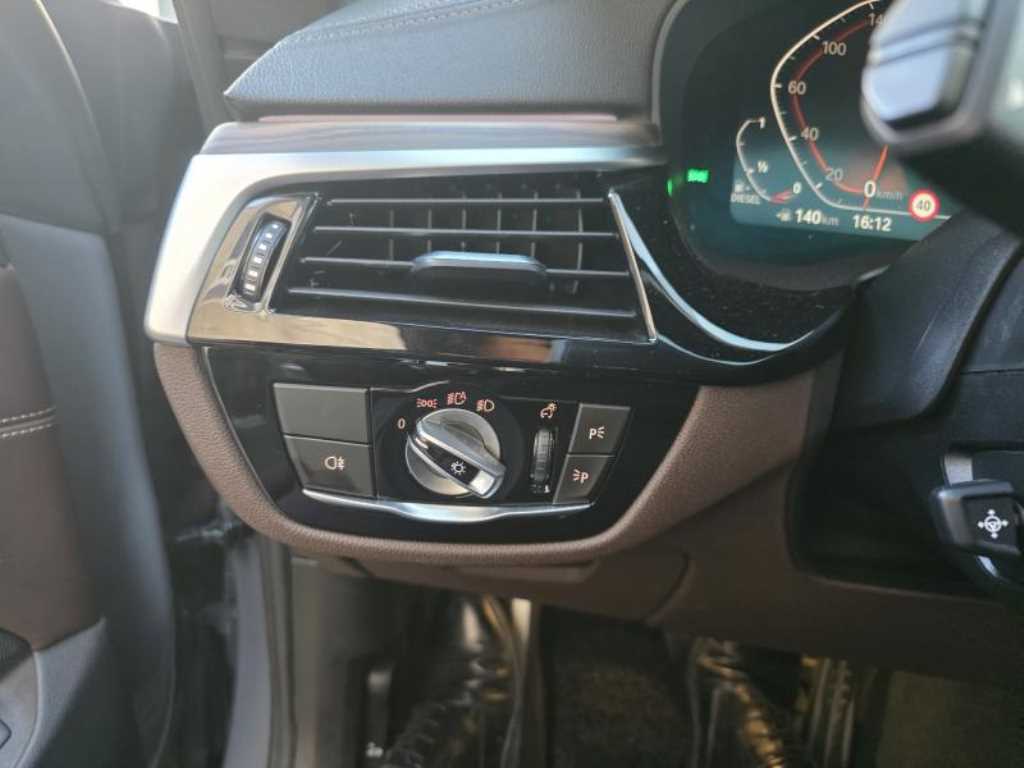 BMW Gran Turismo 2021 Gris - Importación desde Corea - HF Imports Iquique - Foto 19