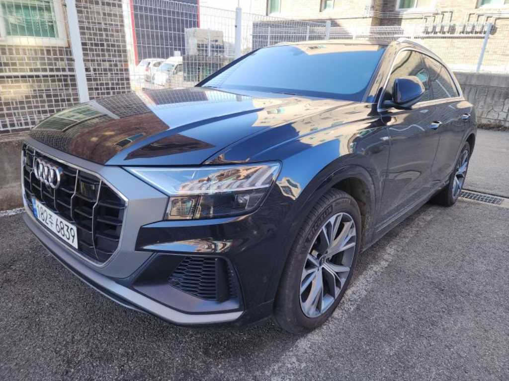 Audi Q8 - Vista 3