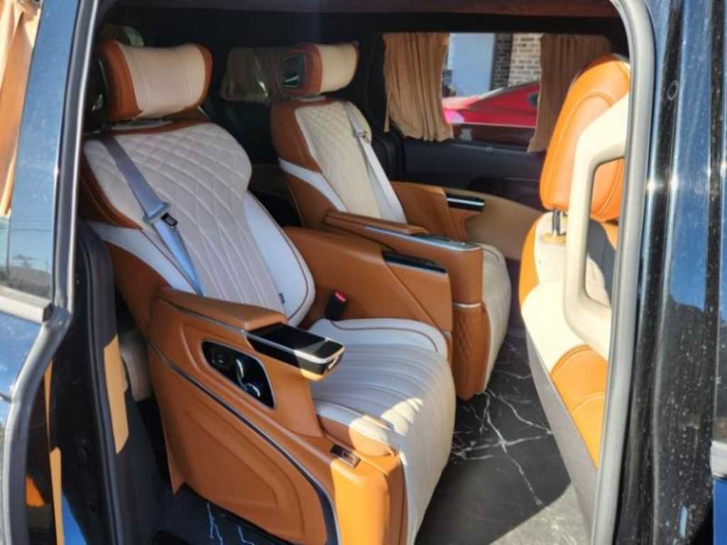 KIA Carnival - Vista 6