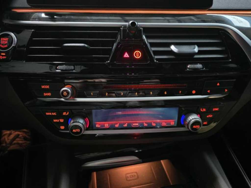 BMW Gran Turismo 2018 Gris - Importación desde Corea - HF Imports Iquique - Foto 13