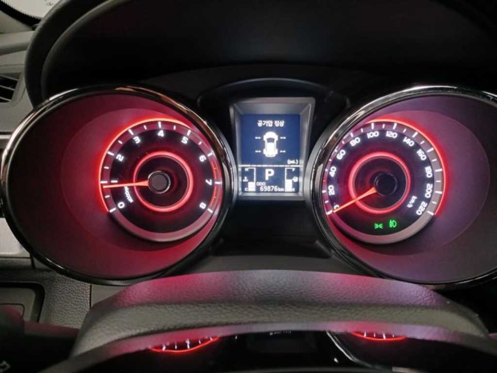 Ssangyong Tivoli - Vista 11