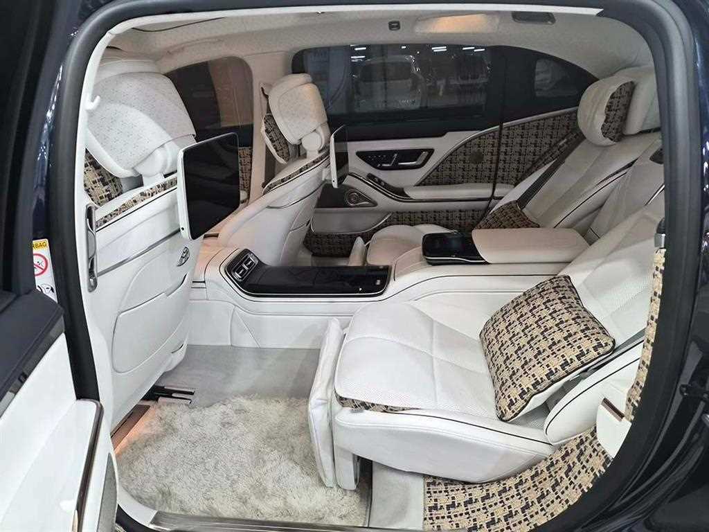 Mercedes Benz S Class - Vista 7