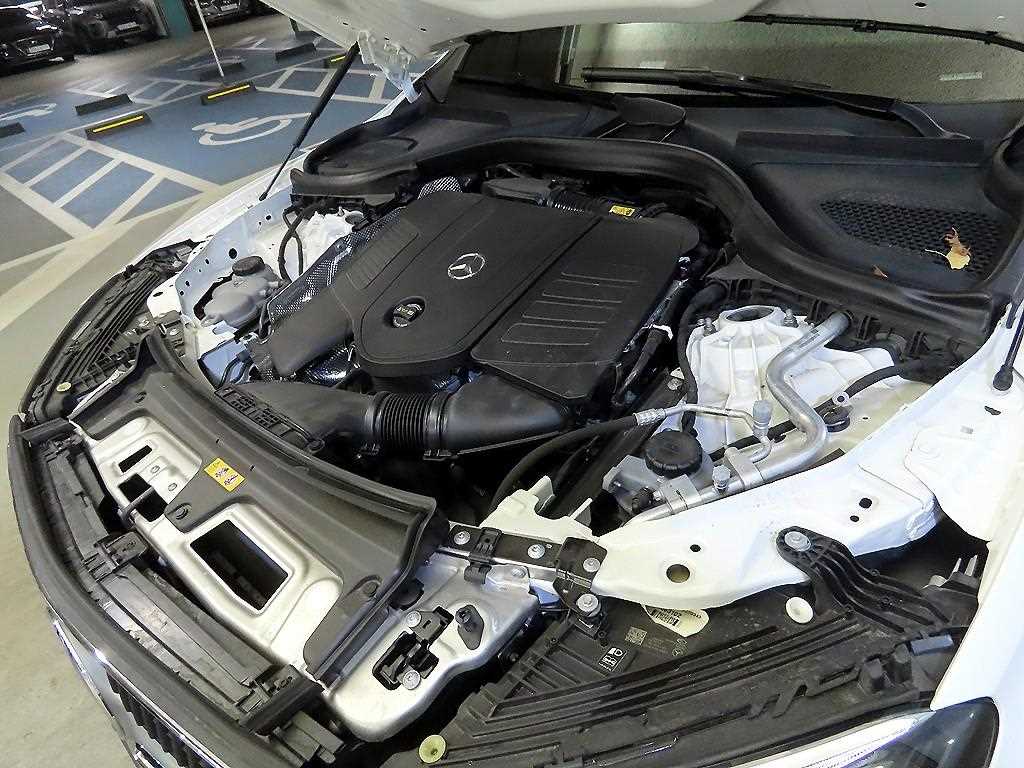 Mercedes Benz GLC Class 2025 Blanco - Importación desde Corea - HF Imports Iquique - Foto 19