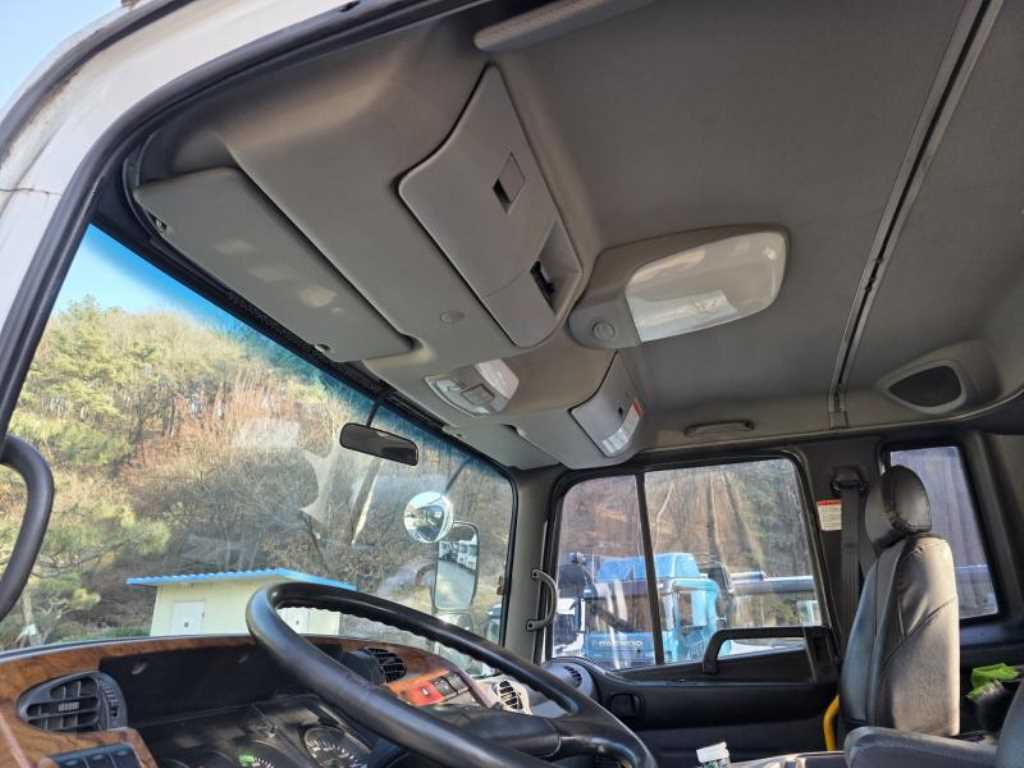 medium and large cargo Cargo 2006 Blanco - Importación desde Corea - HF Imports Iquique - Foto 15