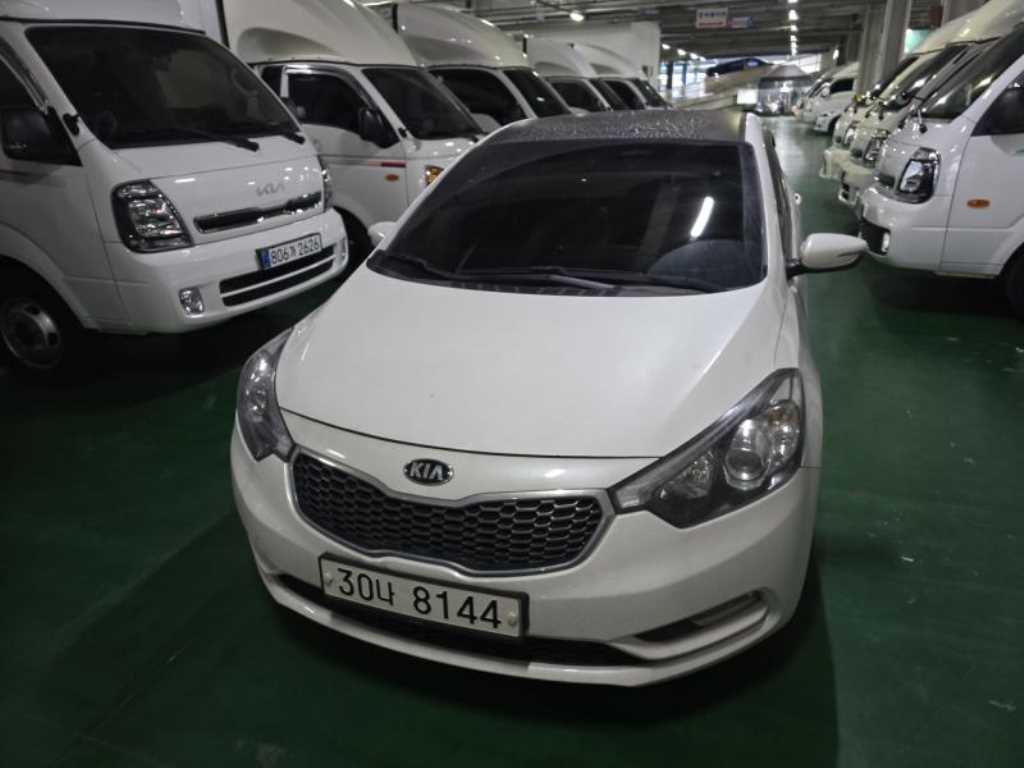 KIA K3 - Vista 10