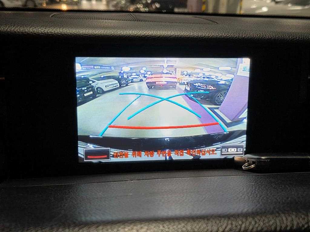 Lexus IS 2016 Negro - Importación desde Corea - HF Imports Iquique - Foto 13