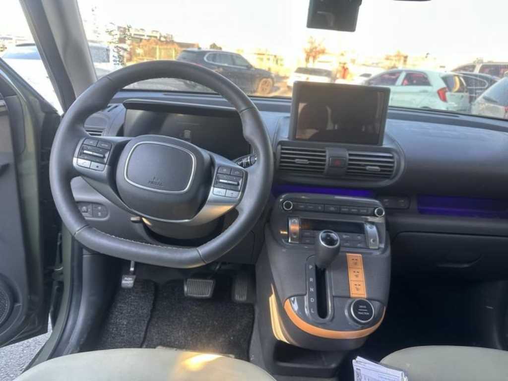 HYUNDAI Casper - Vista 6