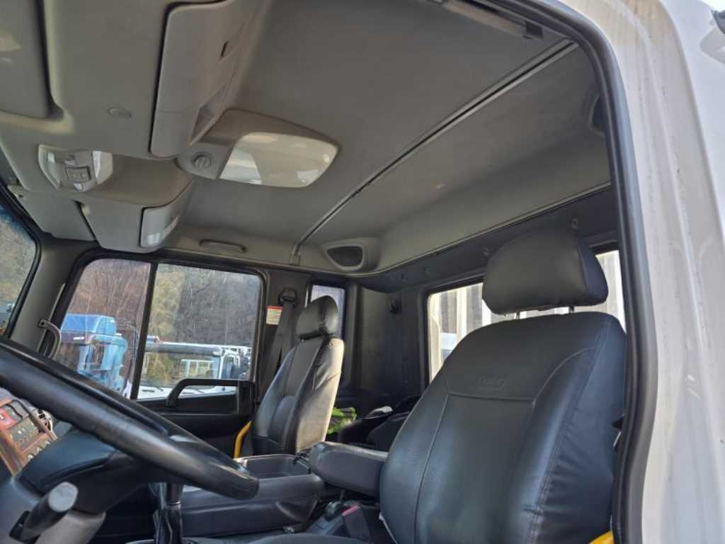 medium and large cargo Cargo 2006 Blanco - Importación desde Corea - HF Imports Iquique - Foto 16