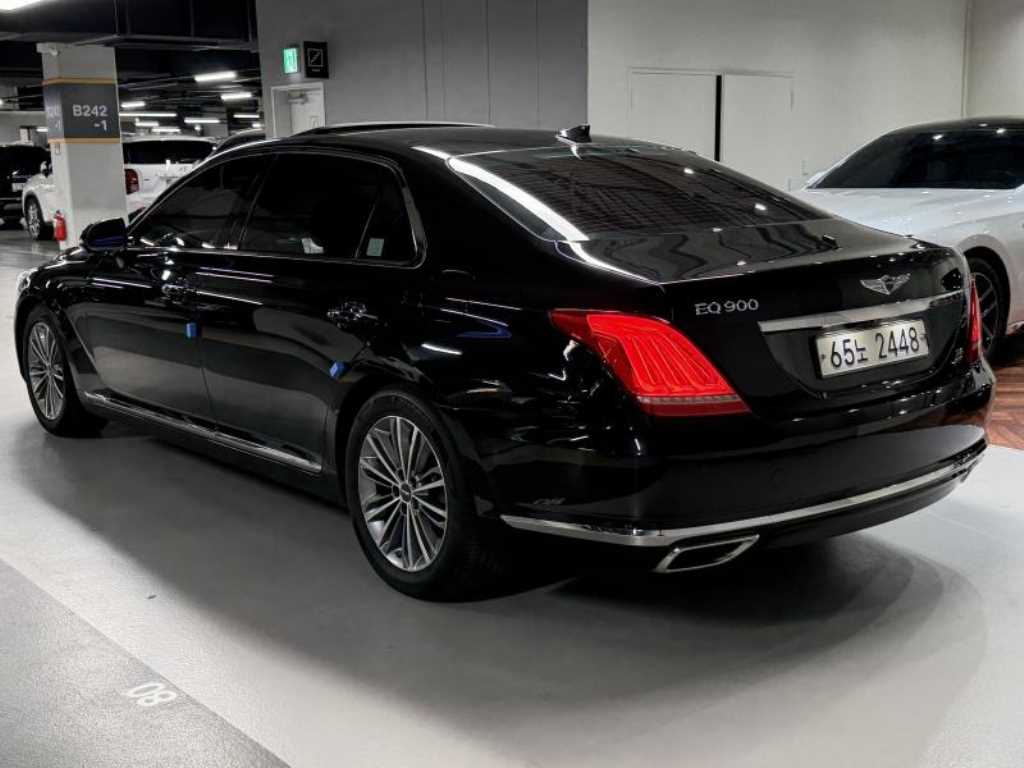 Genesis EQ900 - Vista 4