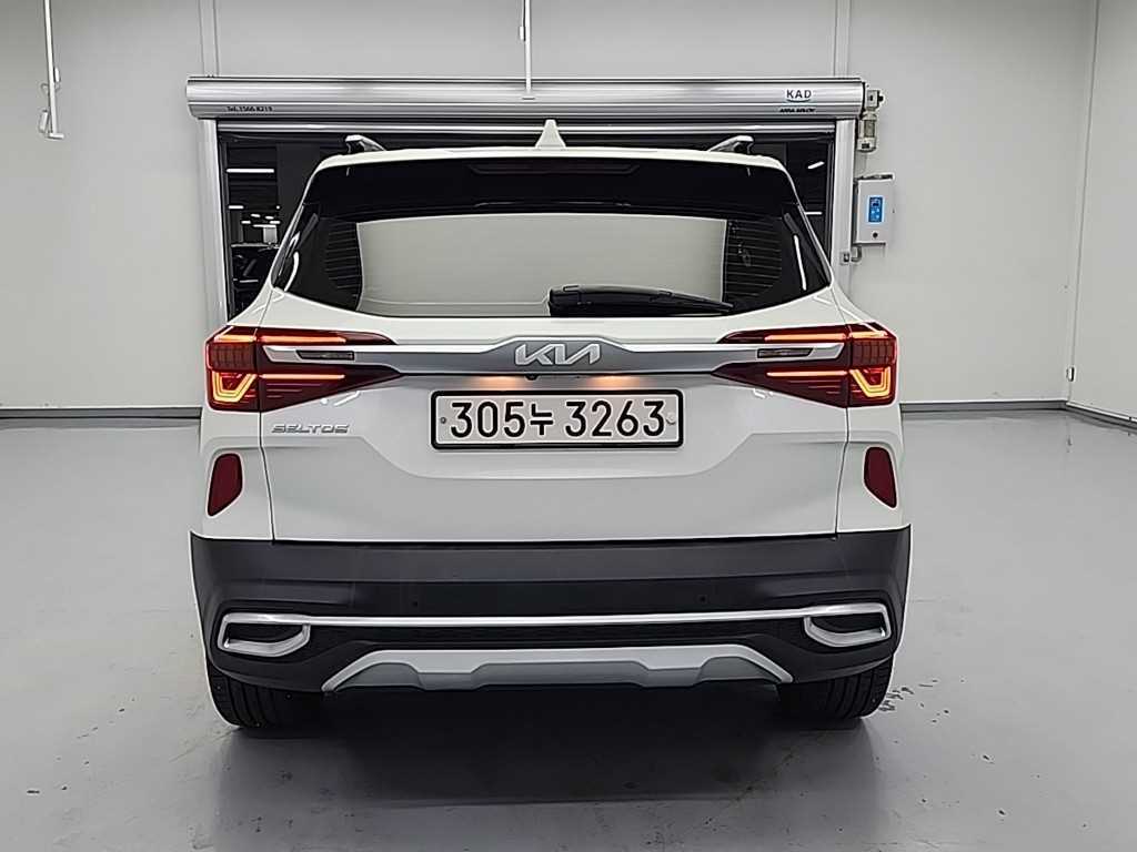 KIA Seltos - Vista 3