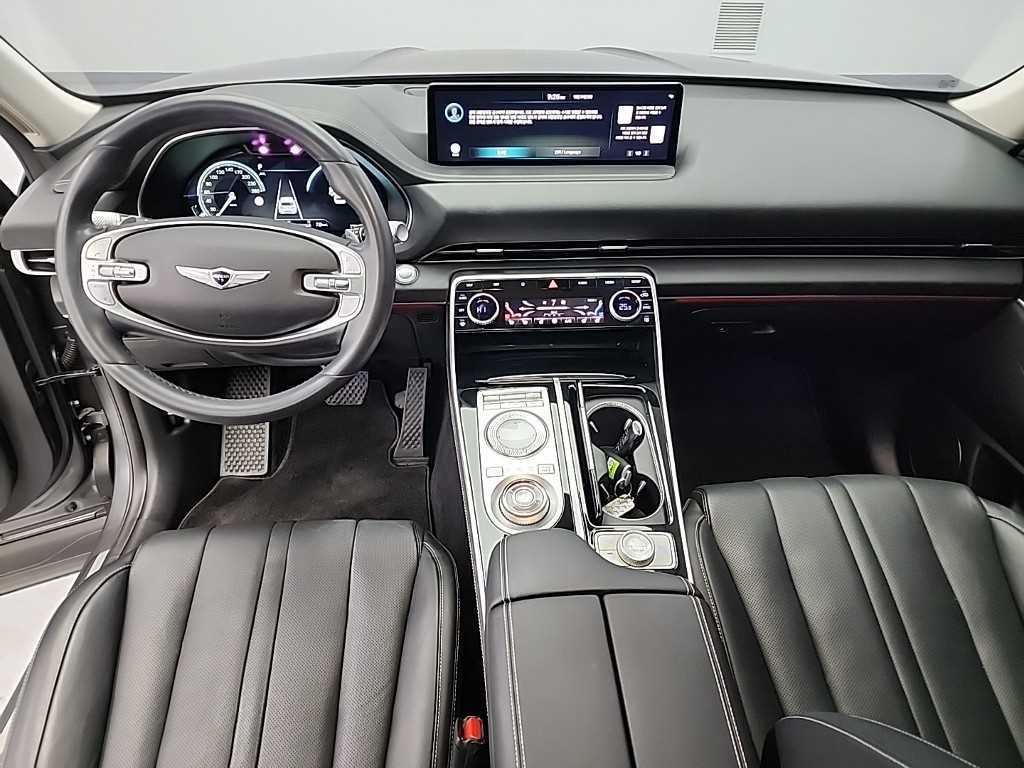 Genesis GV80 - Vista 7