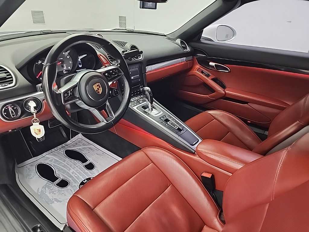 Porsche 718 - Vista 7