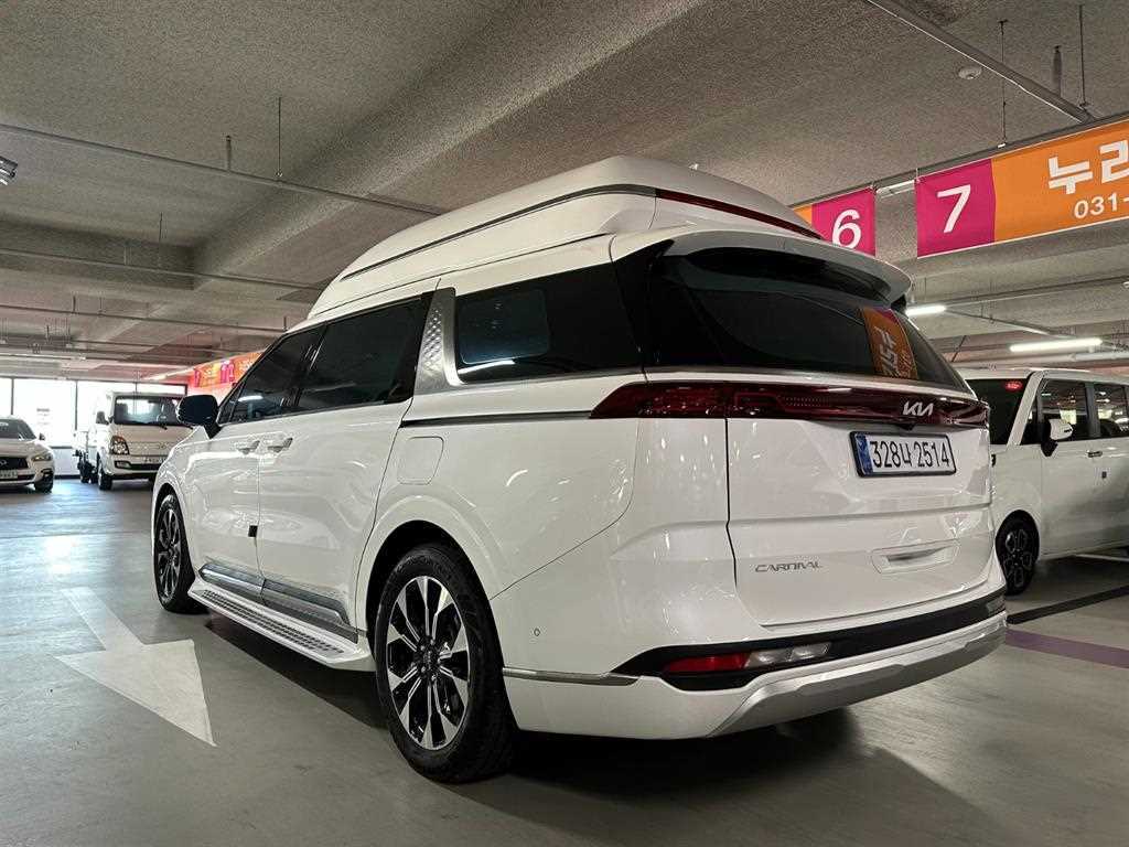 KIA Carnival - Vista 4
