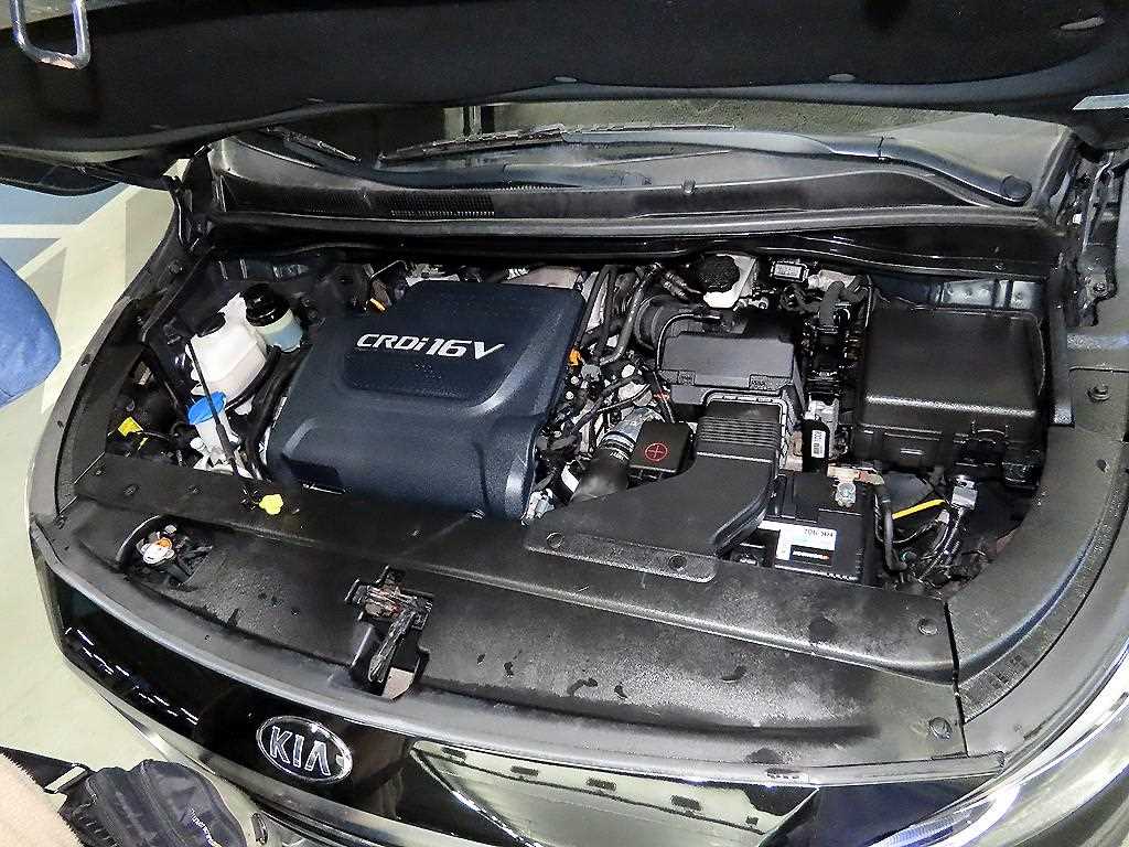 KIA Carnival 2016 Negro - Importación desde Corea - HF Imports Iquique - Foto 19