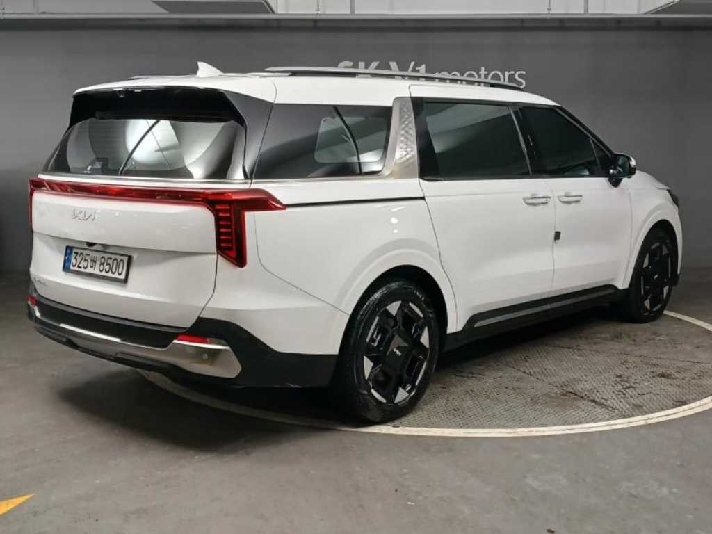 KIA Carnival - Vista 4