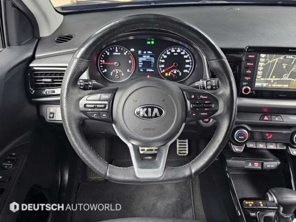 KIA Stonic 2018 Azul - Importación desde Corea - HF Imports Iquique - Foto 13