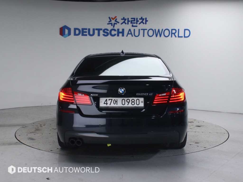 BMW 5 Series - Vista 4