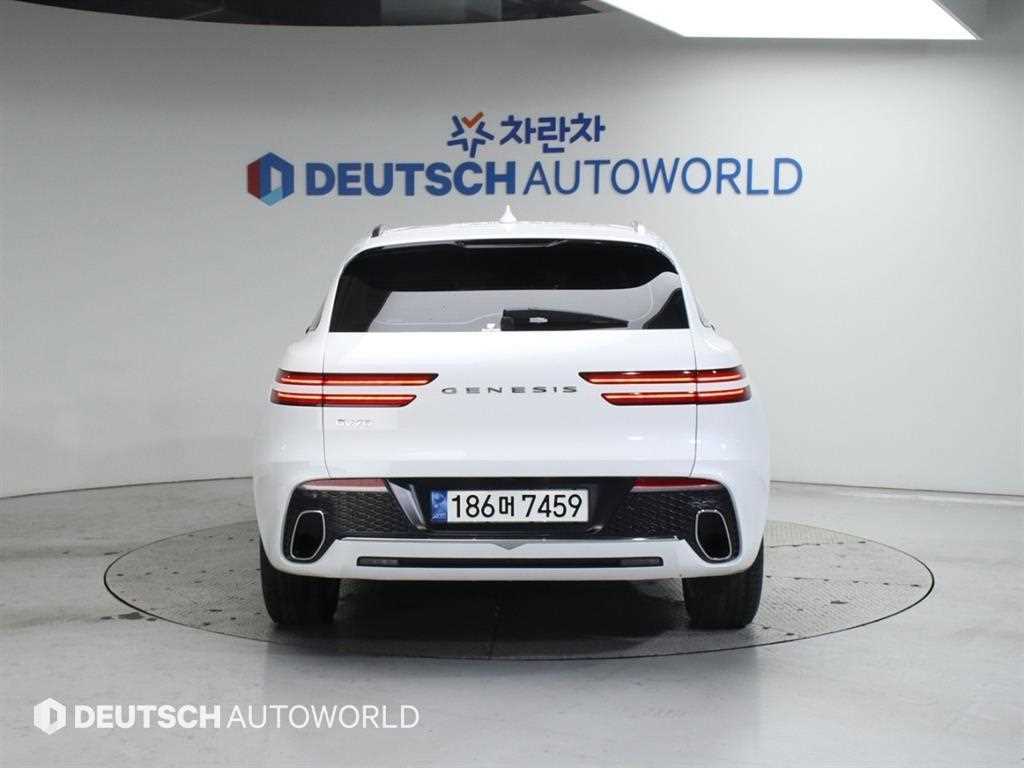 Genesis GV70 - Vista 4